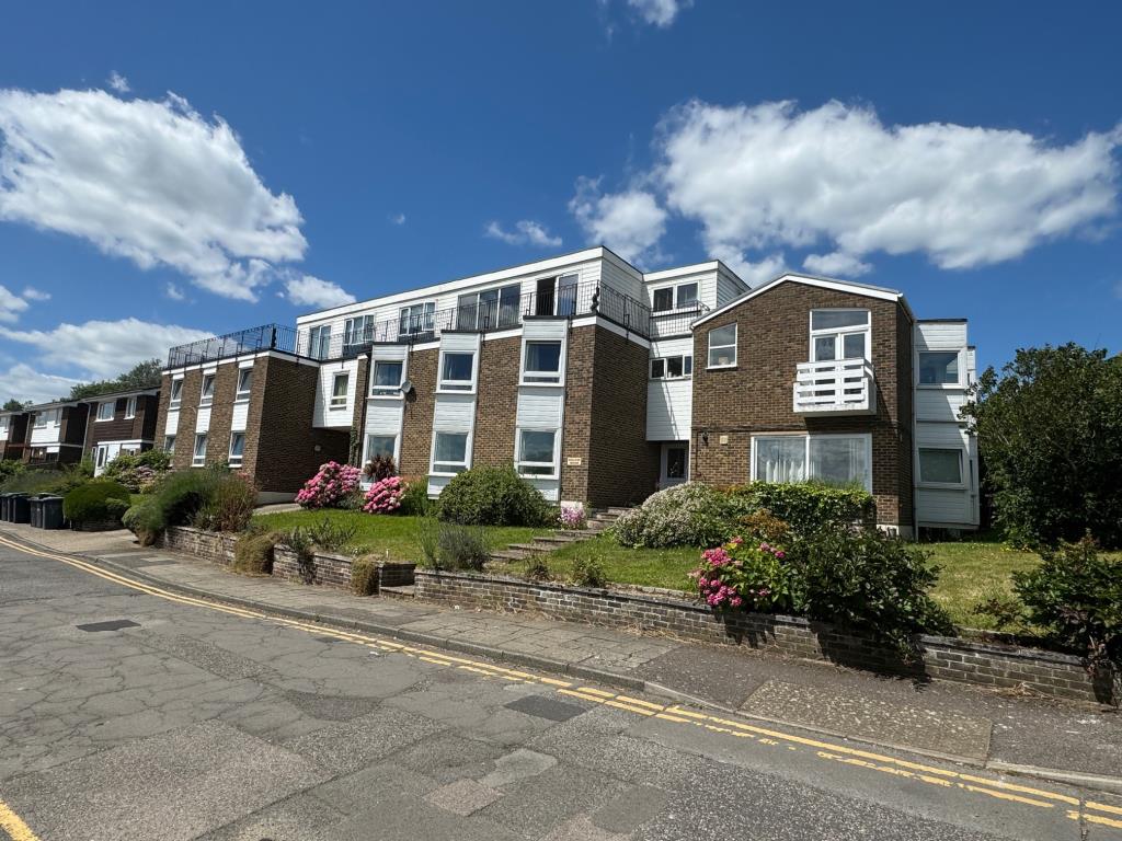 Lot: 45 - FREEHOLD GROUND RENTS - General view of block